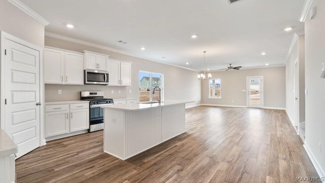 1724 Windsor Hill Lane, Montgomery, AL 36106