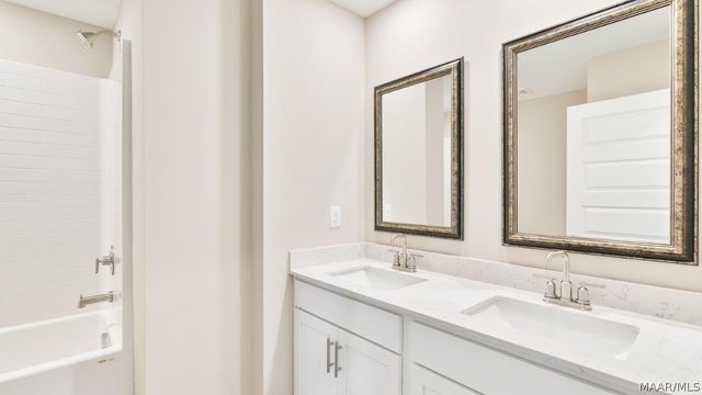 1724 Windsor Hill Lane, Montgomery, AL 36106