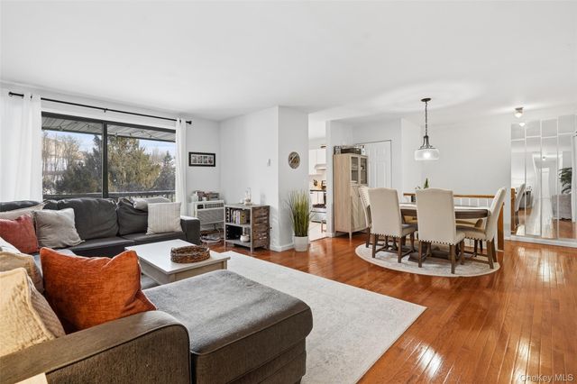 514 Vista On The Lake, Carmel, NY 10512