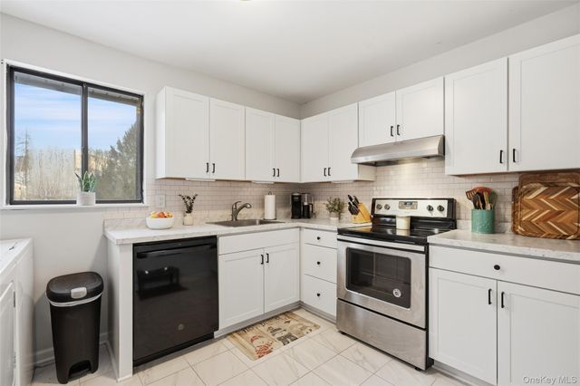 514 Vista On The Lake, Carmel, NY 10512