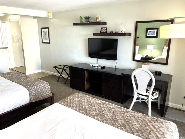 445 Seaside Avenue 2512, Honolulu, HI 96815