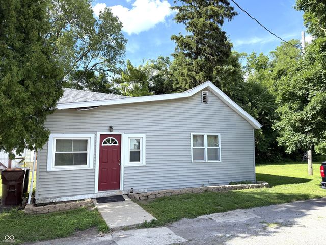 114 E Green Street, Waveland, IN 47989