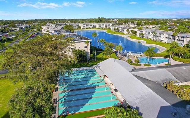2647 Garden Drive 101, Lake Worth, FL 33461