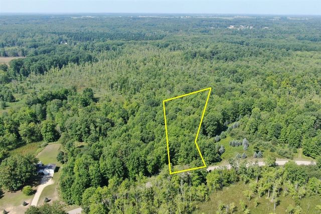 6127 Fawn Lake Drive, Canadian Lakes, MI 49346