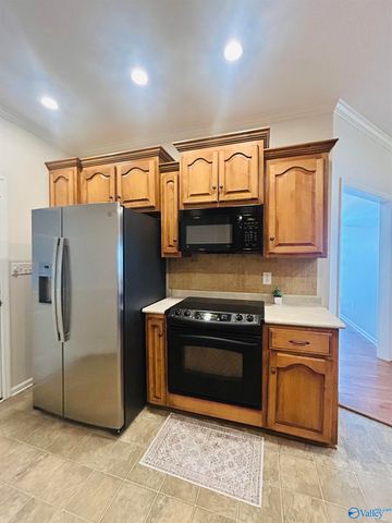 16293 Mooresville Road, Athens, AL 35613