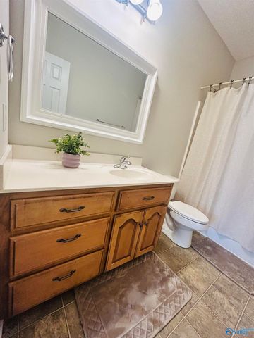 16293 Mooresville Road, Athens, AL 35613