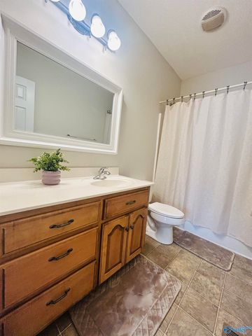 16293 Mooresville Road, Athens, AL 35613