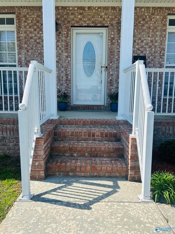 16293 Mooresville Road, Athens, AL 35613