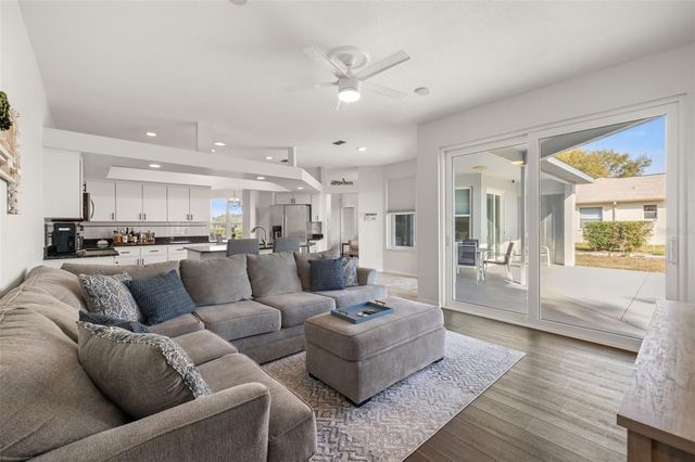 6140 SILVER OAKS DRIVE, Zephyrhills, FL 33542