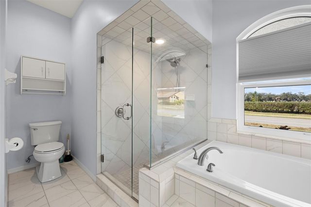 6140 SILVER OAKS DRIVE, Zephyrhills, FL 33542