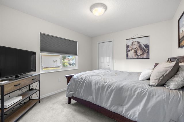 6140 SILVER OAKS DRIVE, Zephyrhills, FL 33542