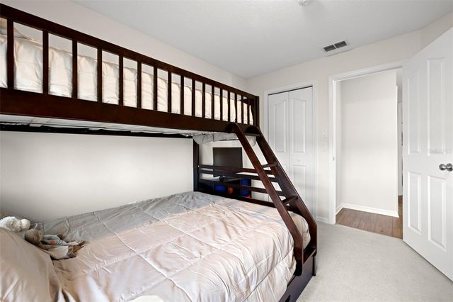 6140 SILVER OAKS DRIVE, Zephyrhills, FL 33542