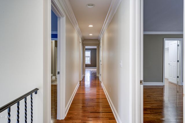 9 Carriage Court, Johnson City, TN 37604