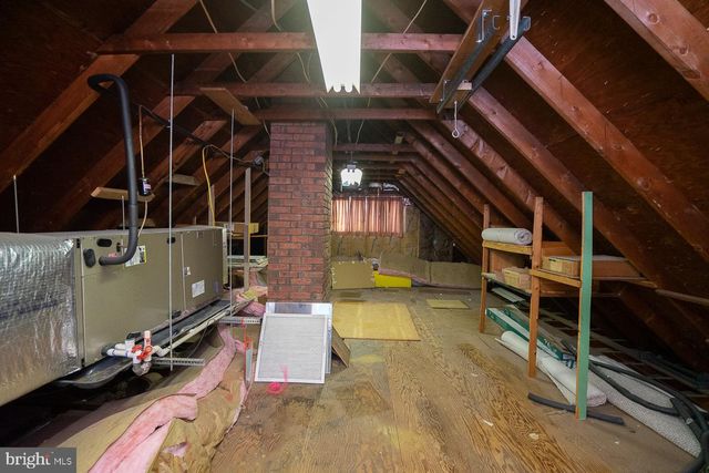 28 RUST HILL RD, Levittown, PA 19056