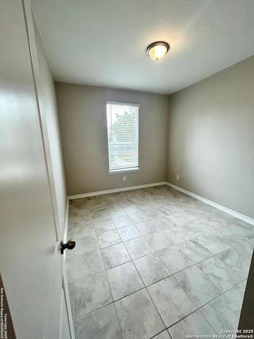 8033 San Mirienda, Boerne, TX 78015