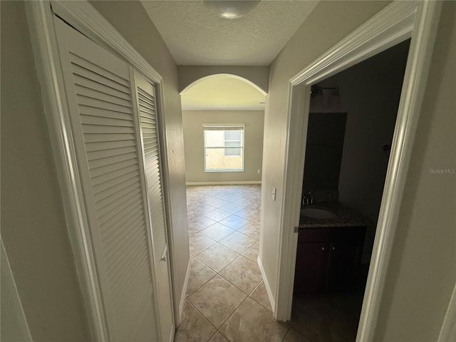 1970 HAWKS VIEW DRIVE, Ruskin, FL 33570