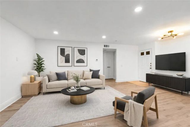 2275 Del Mar 207, Corona, CA 92882