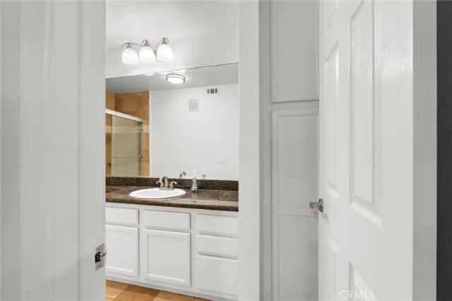 2275 Del Mar 207, Corona, CA 92882