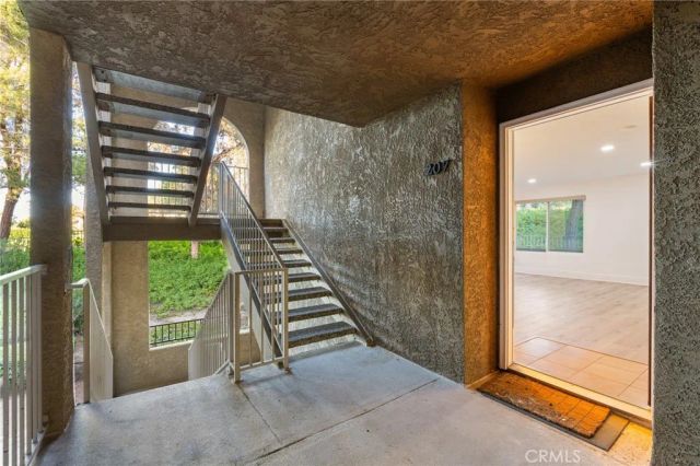 2275 Del Mar 207, Corona, CA 92882