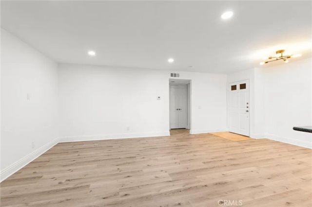 2275 Del Mar 207, Corona, CA 92882
