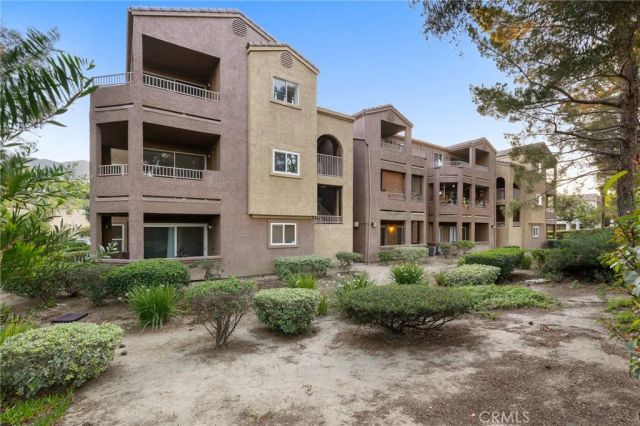 2275 Del Mar 207, Corona, CA 92882