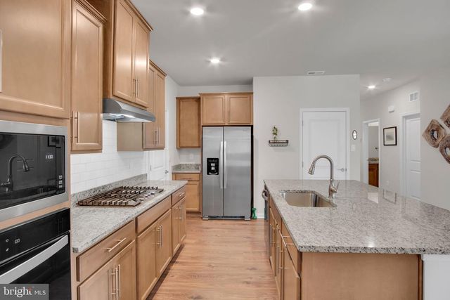 6 GRAND OVERLOOK DR, Gettysburg, PA 17325