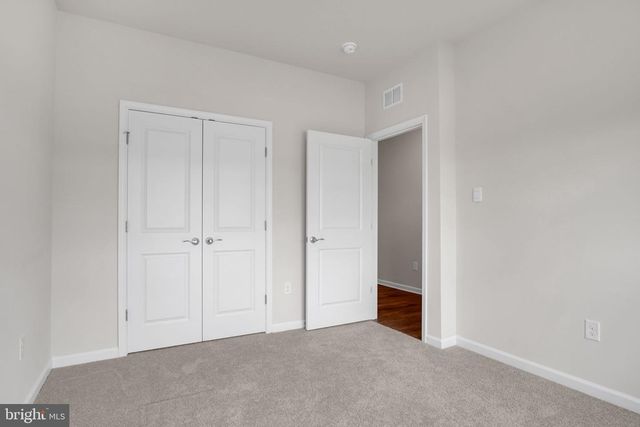 6 GRAND OVERLOOK DR, Gettysburg, PA 17325