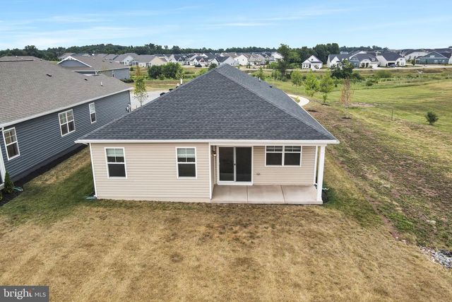 6 GRAND OVERLOOK DR, Gettysburg, PA 17325