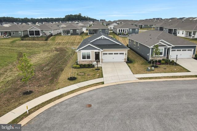 6 GRAND OVERLOOK DR, Gettysburg, PA 17325