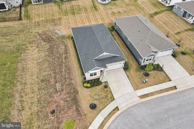6 GRAND OVERLOOK DR, Gettysburg, PA 17325