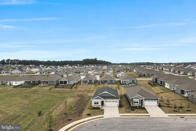 6 GRAND OVERLOOK DR, Gettysburg, PA 17325