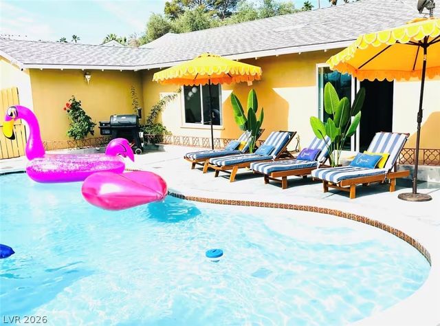 1305 South 16th Street, Las Vegas, NV 89104