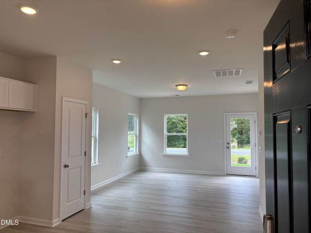 279 Courtside Drive, Dunn, NC 28334