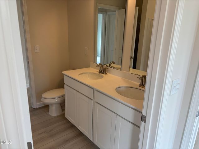 279 Courtside Drive, Dunn, NC 28334