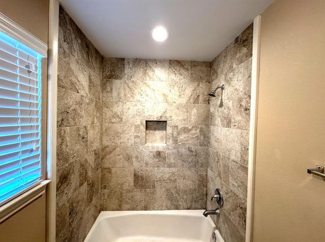 587 Stockton, East Bernard, TX 77435