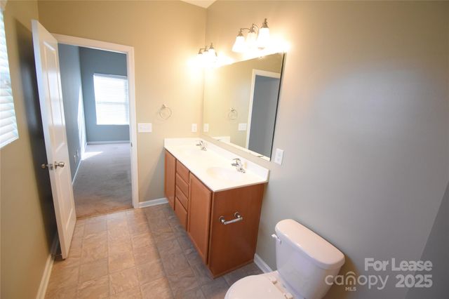 3296 Saddlebrook Drive, Midland, NC 28107