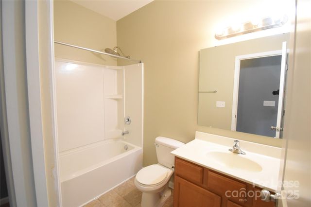 3296 Saddlebrook Drive, Midland, NC 28107