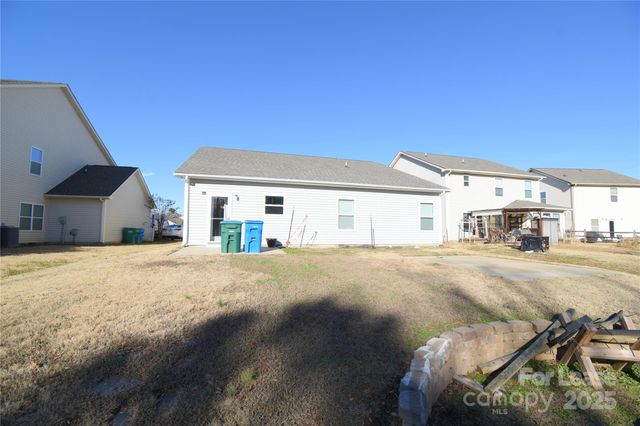 3296 Saddlebrook Drive, Midland, NC 28107