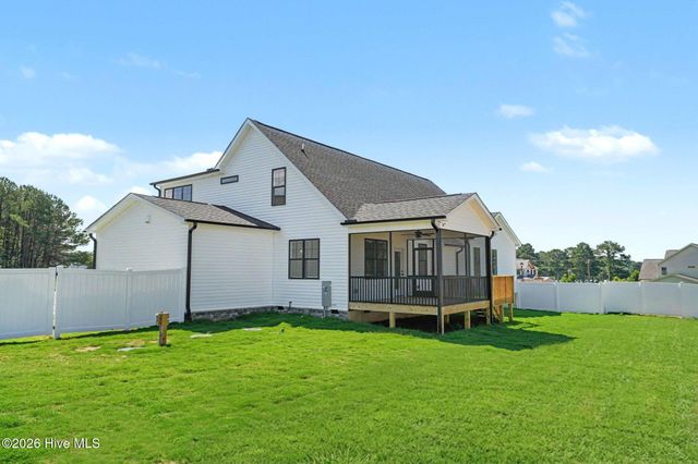 95 Howell Farm Drive, Selma, NC 27576