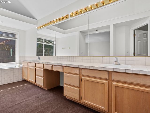 13807 Se 35TH St, Vancouver, WA 98683