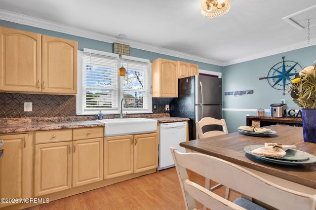219 Beachwood Boulevard, Beachwood, NJ 08722