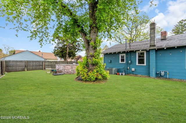 219 Beachwood Boulevard, Beachwood, NJ 08722