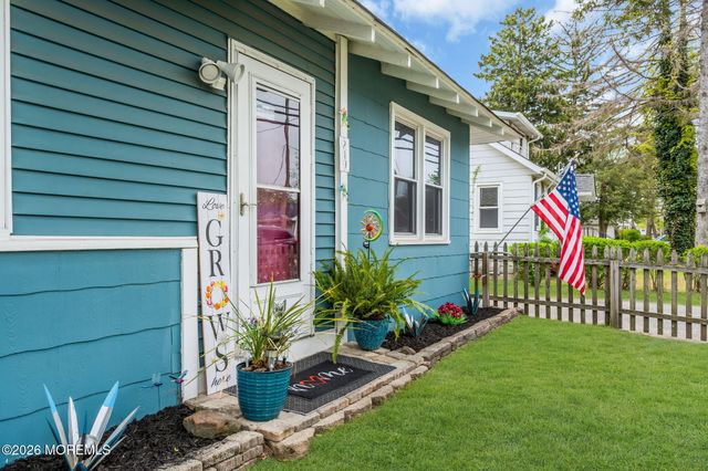 219 Beachwood Boulevard, Beachwood, NJ 08722