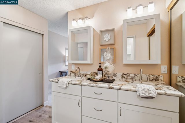 2075 Cactus Ct 1, Walnut Creek, CA 94595