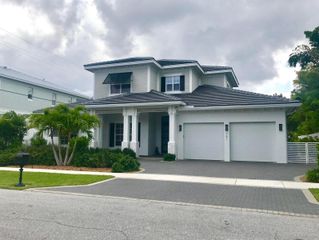 951 NE 2nd Terrace, Boca Raton, FL 33432