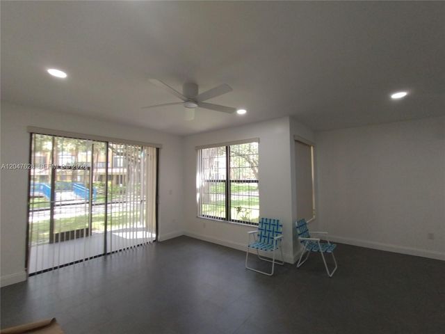 15509 N Miami Lakeway N 102, Miami Lakes, FL 33014
