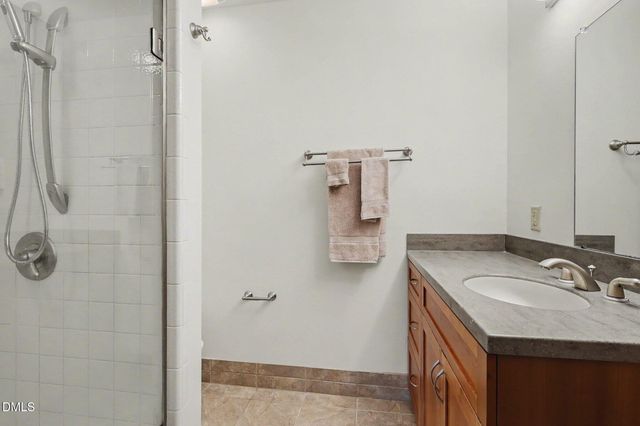 1423 Poinsett Drive, Chapel Hill, NC 27517