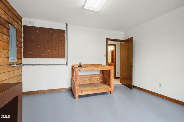 1423 Poinsett Drive, Chapel Hill, NC 27517