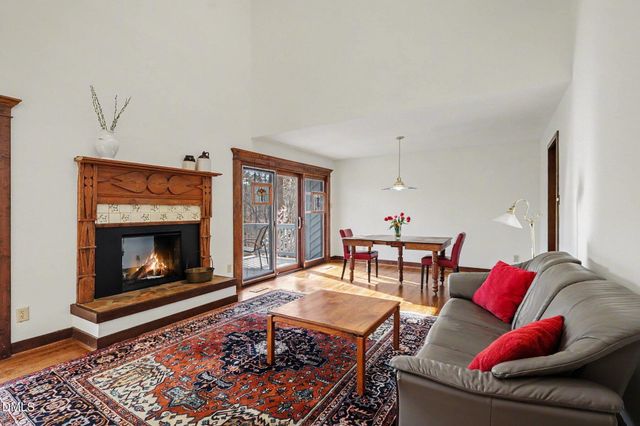 1423 Poinsett Drive, Chapel Hill, NC 27517