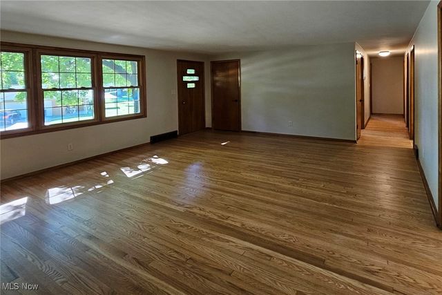 1805 Dunkeith Drive NW, Canton, OH 44708